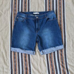 EST 1946 Denim Shorts with Floral Embroidery